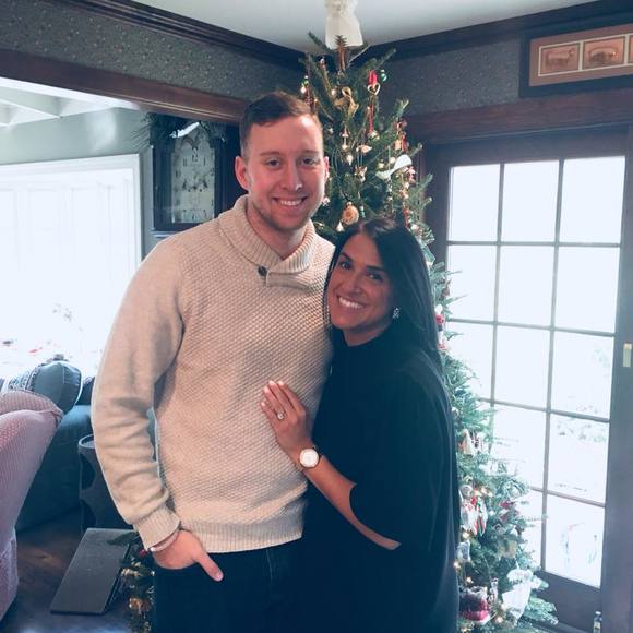 Meet your Posher, Carly - Picture 1 of 1